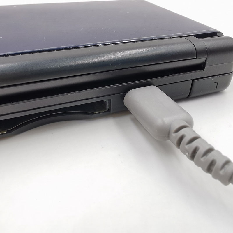 1 Zestaw Ładowarka Ścienna z W – Gaming Console Kit recenzja i cena